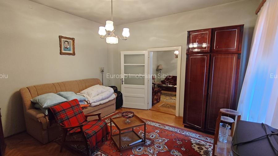 Casa singur in curte in Sibiu zona Piata Cibin - 11