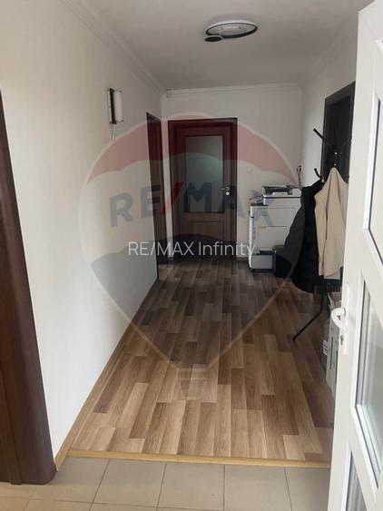 Casă / Vilă cu 4 camere de închiriat în zona Andrei Muresanu - 3