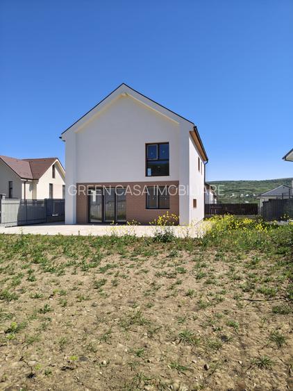 Casă individuală de vânzare în Chinteni - 5