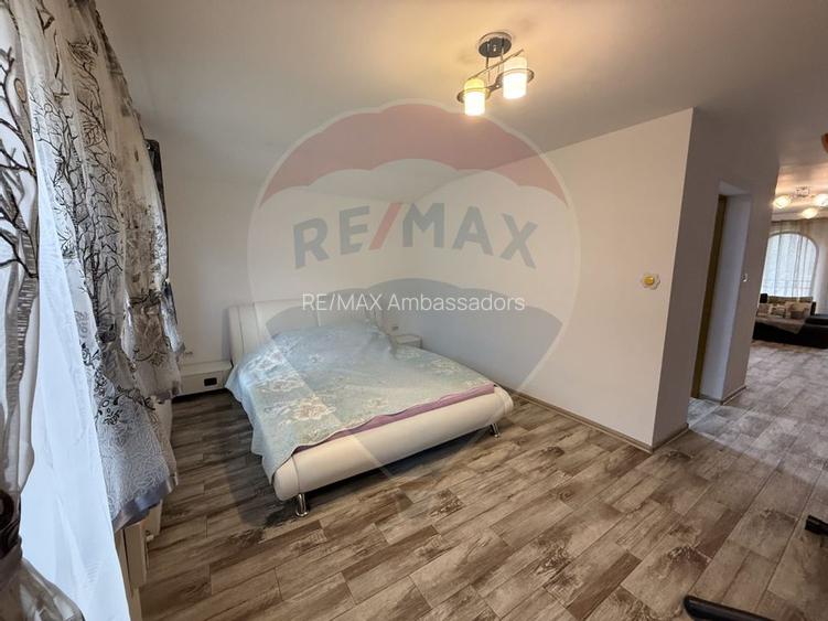 Casă / Vilă cu 5 camere de vânzare - 11