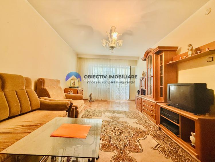 Apartament 3 camere / 2 bai/ ETAJ 2 / 80 mp / constructie 1990 - 3