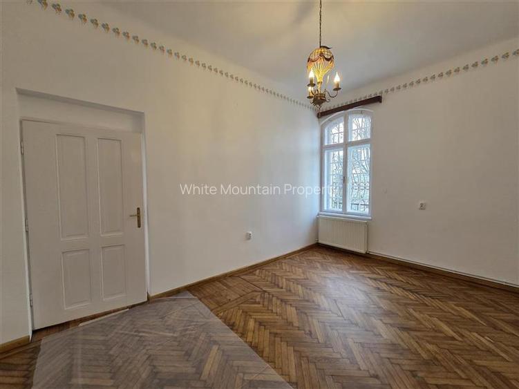 Apartament superb renovat in Centrul Istoric Brasov - 18