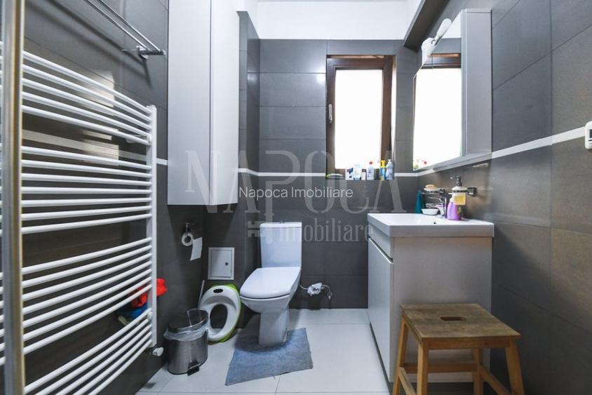 Casa 5 camere de vanzare in Floresti - 16