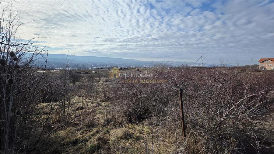 TEREN INTRAVILAN 590 MP  | 2 FRONTURI 17 MP | ZONA CARTIER  VORONET - 4