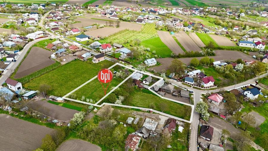SE VINDE Gospodarie traditionala + Teren construibil cu bransamente la utilitati - 6