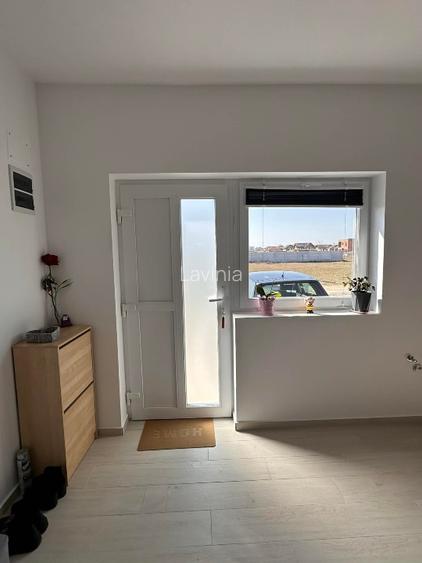 Proprietar vand apartament cu 2 camere la casa in Mosnita Veche - 3