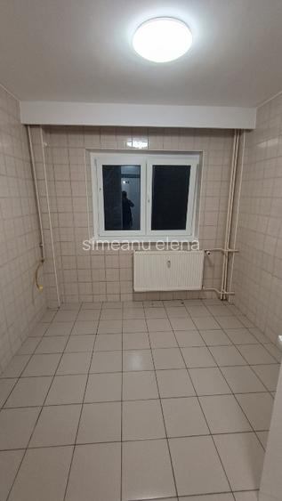 Militari Veteranilor etaj 1/4 construcție '83 posibilitate centrală proprie - 12