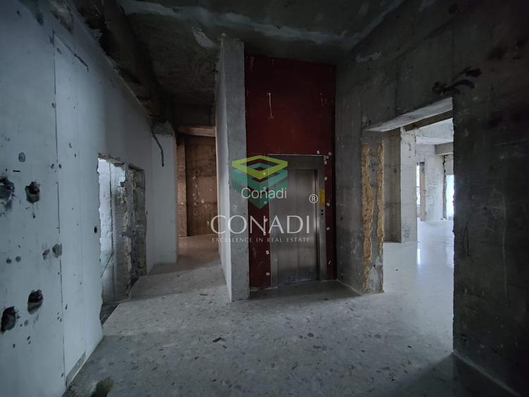 Spatiu birouri mezanin Bd. Unirii colt Lucian Blaga - 18