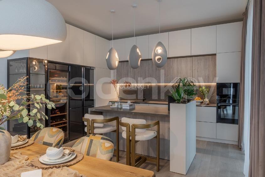 Vila cu 5 camere | P+1+M | 290mp teren - 3