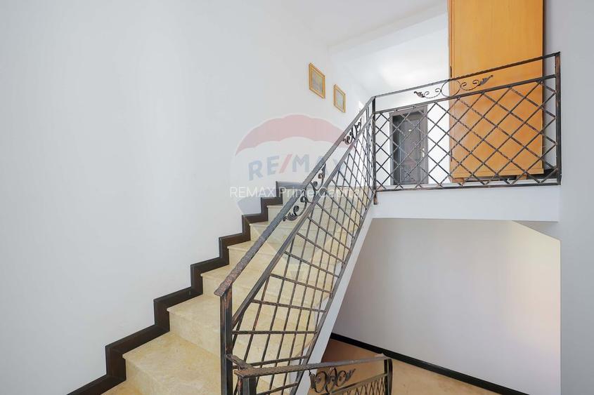 De vânzare Casă/Pensiune în zona Nufărul - Sânmartin - 13