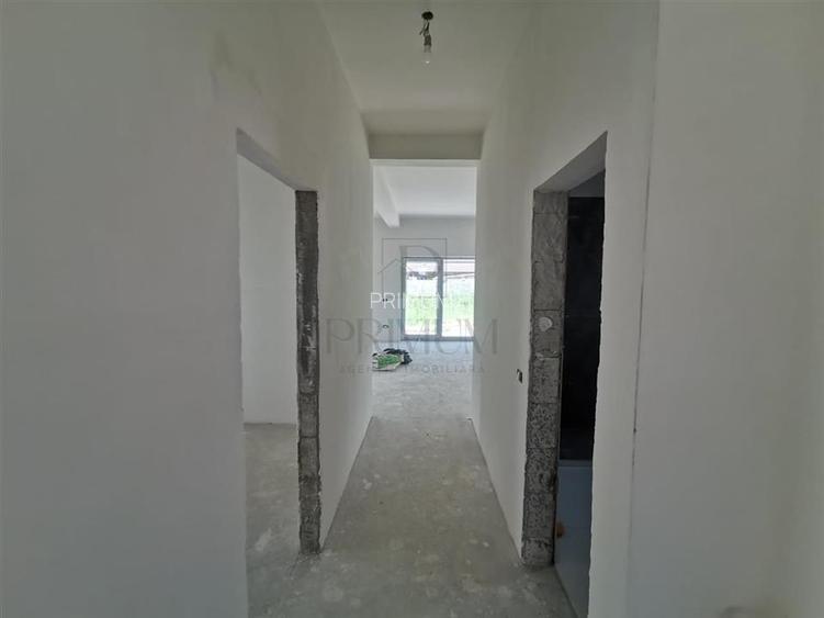 Calea Urseni - Duplex despartit prin baie - suprafata utila generoasa - 9