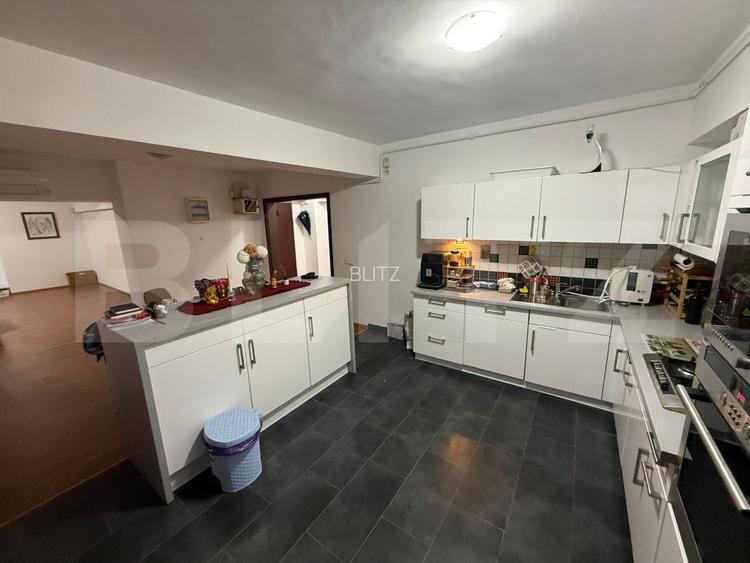 Apartament 4 camere, 140 mp, zona Piata Mare - 11