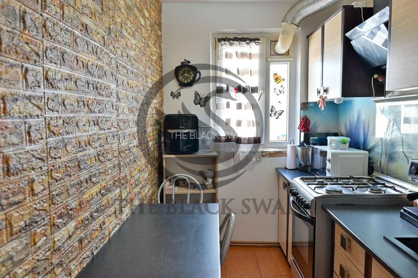 Apartament cu 3 camere de vanzare | Mobilat | Malu Rosu | Comision 0% - 10