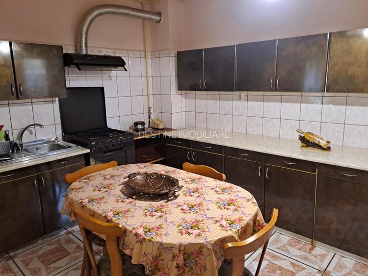 CASA DE VANZARE IN HD - 15