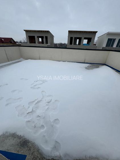 VILA  P+1 LA VANZARE - CARTIER REZIDENTIAL OVIDIU - VEDERE FRONTALA LAC - - 10