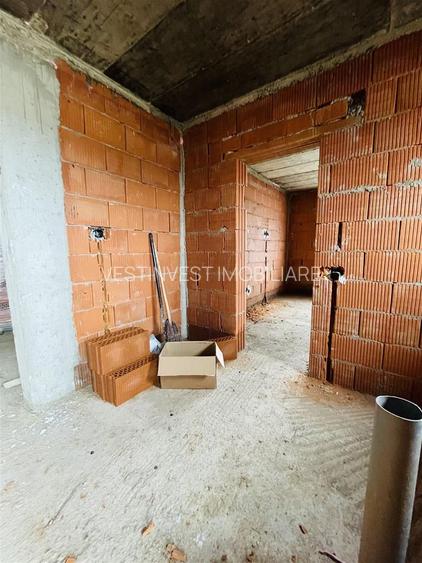 Casǎ de vânzare plan Parter Semifinisatǎ Cihei - 9