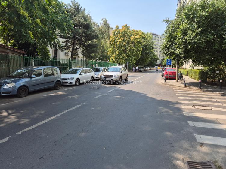 PANTELIMON - Biserica Capra - 3