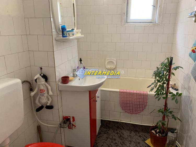 Apartament 3 Camere Vanzare CETATE Closca, Etaj 1, Nefinisat, Central Termopane - 9
