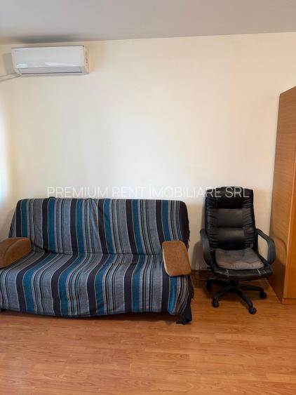 Dristor, garsoniera langa metrou, 320 euro, etaj 1 - 9