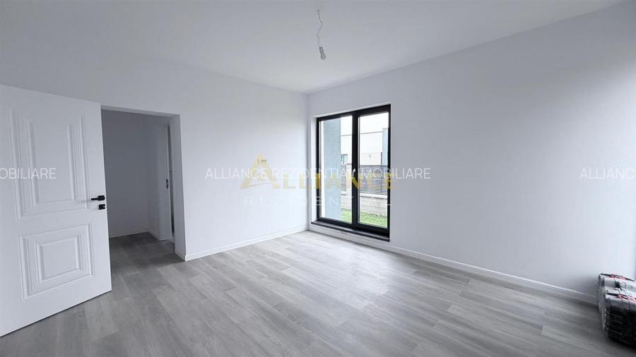 Casa Individuala - 4 camere - 2 bai - 550mp teren - 11