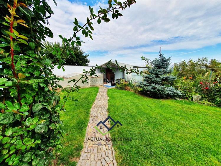  Ovidiu |  VILA P+1 |  PRIMA LINIE LA LAC - 11