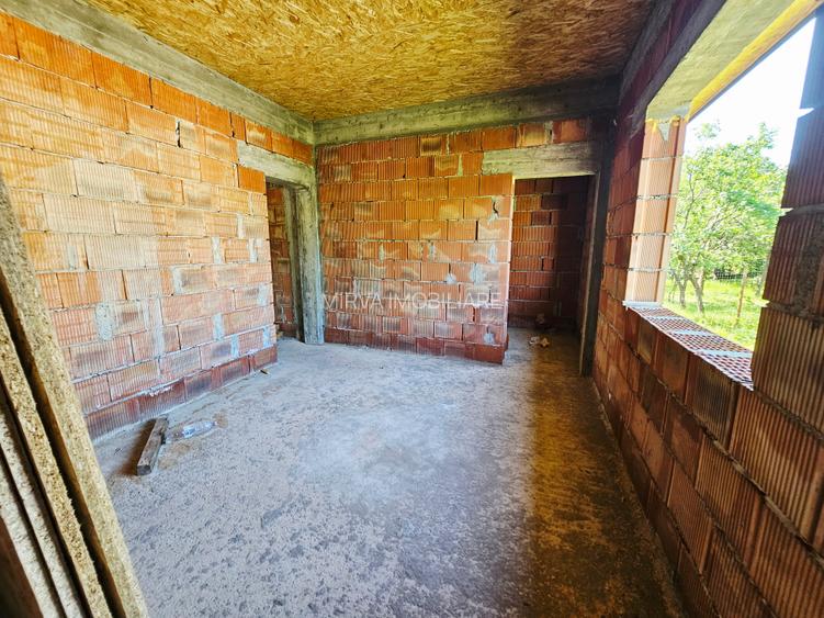 Casă la roșu cu 4 camere, 122 mp utili, teren 465 mp – Băicoi - 39