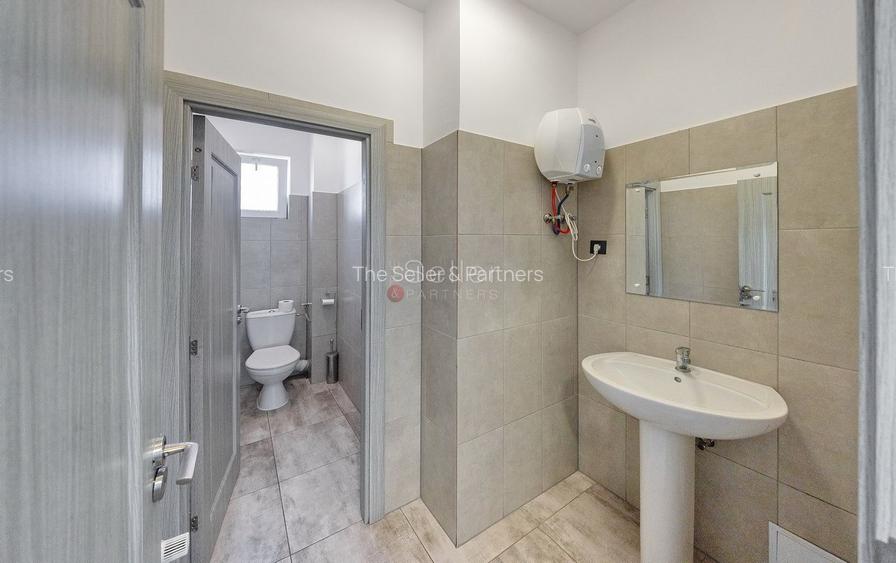 Cladire Multifunctionala - 49