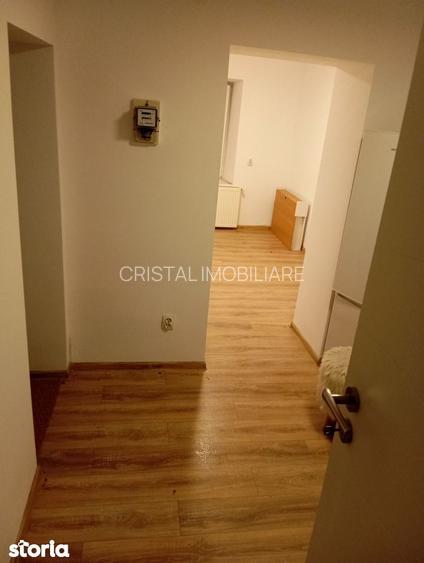 Garsoniera renovata, centrul vechi, centrala proprie, imobil fara risc - 7