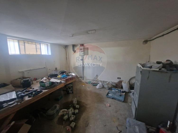 Hala de depozitare si productie  în Almas, Județul Neamț - 9