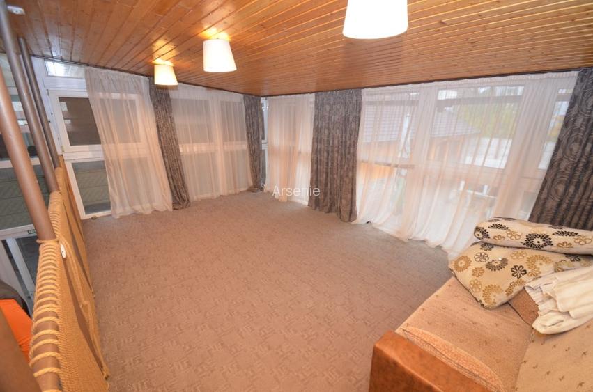 IDEAL PT. FIRME,SCOALA,BIROURI,GRADINITE sau MAI MULTE FAMILI. - 7