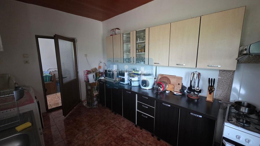 Casa 5 camere, teren 653 mp, Severin - 8