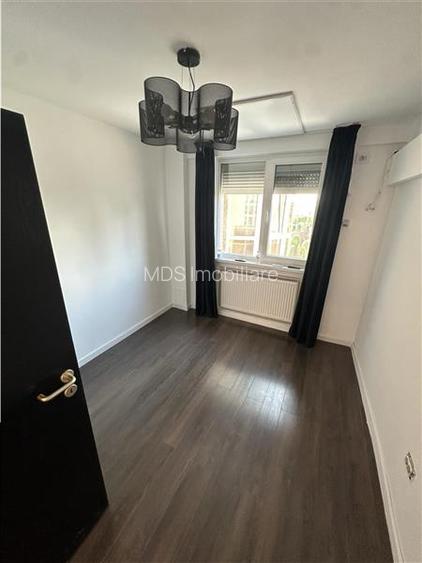 Decomandat linga Iulius Mall - 7