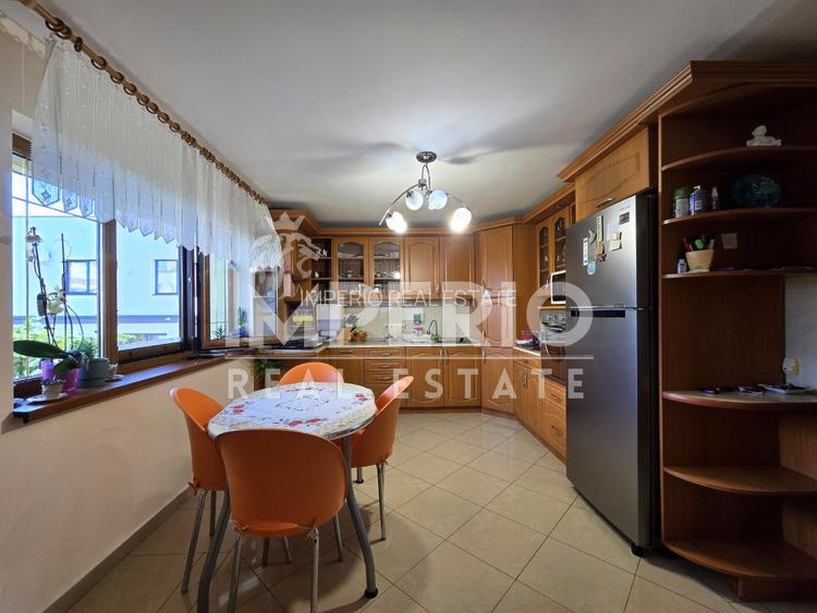 Casa individuala cu 6 camere si 900mp teren! - 2