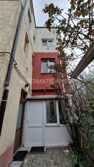 VANZARE APARTAMENT CU 3  CAMERE ,  MANSARDA - PIATA DOMENII - 12