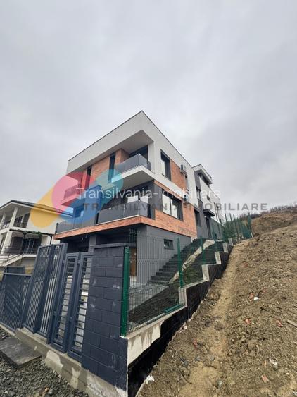 Duplex 162 mp + rooftop 72 mp, curte 180 mp, cartier Voronet - 2