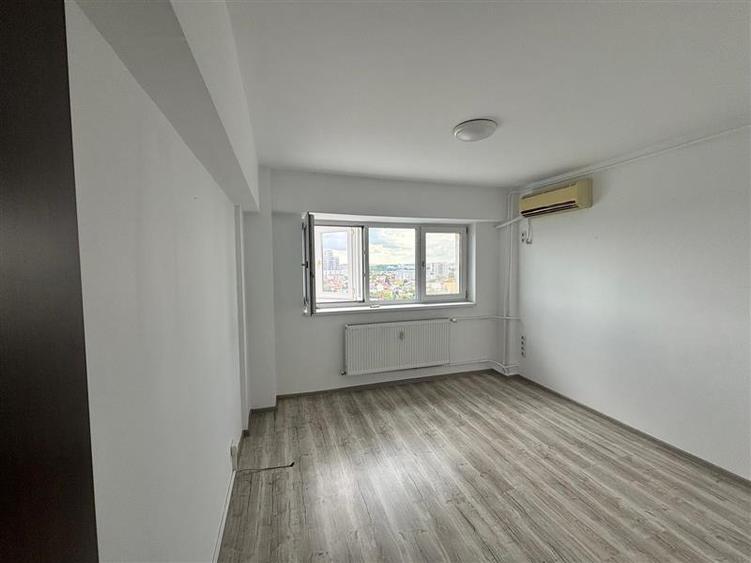 Vitan -Olimpia, apartament decomandat, bloc reabilitat, la cheie