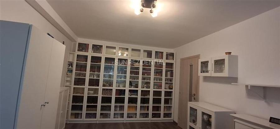 Brancoveanu, apartament 4 camere,boxa,bloc reabilitat - 2