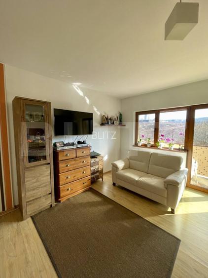 Apartament 3 camere , 90 MP ,  Zona Strazii Campului - 2