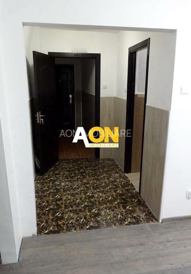 Apartament 4 Camere, Decomandat, 90 mp, Et.6, Zona Cetate - 2