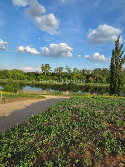  Particular, Corbeanca lac, 520mp, 85E/mp, posibil rate - 9