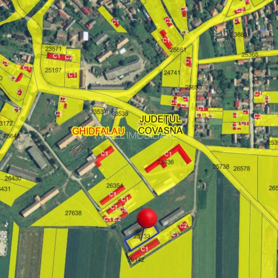 Teren industrial de vânzare în Ghidfalău cu depozit de fân! - 2
