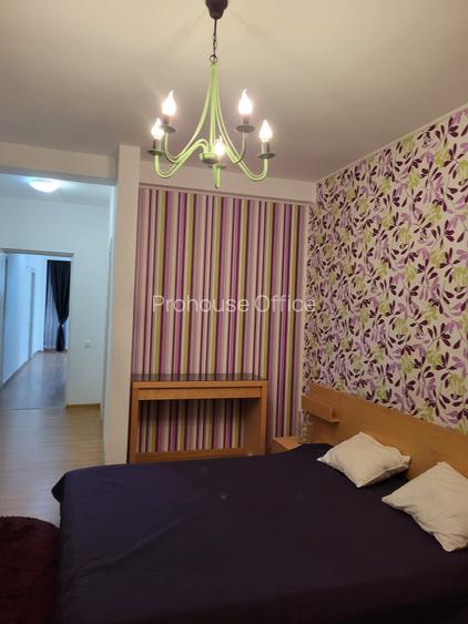 Dimineți pe ponton, seri la piscină – viața la Snagov. - 16