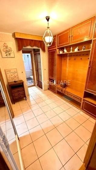 2 Camere Decomandat Etaj Intermediar bloc 1985 zona Nicolina - 6