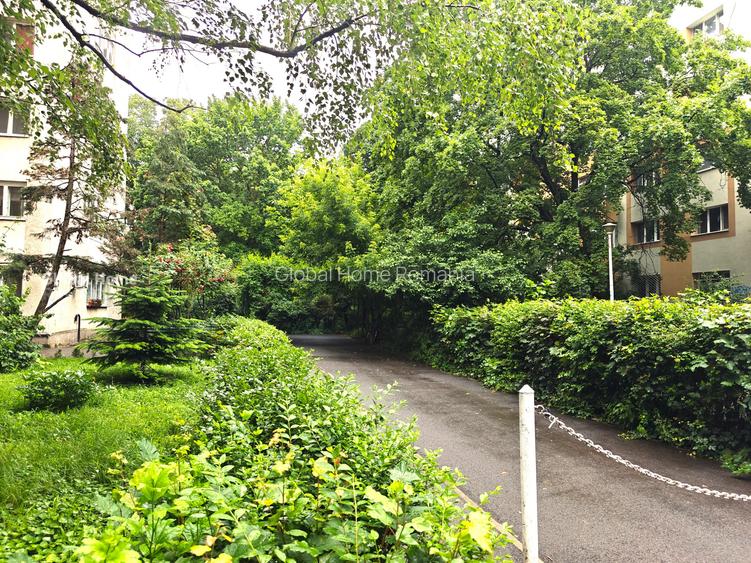 Apartament Semicentral La Cheie - 2 Camere + 1 Balcon | 230 m de Metrou Favorit - 10