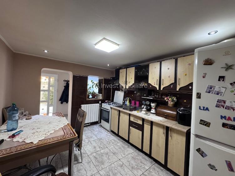 Casa  singur curte-cartier Rahova - 16