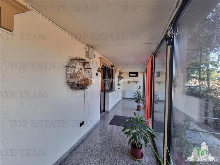 Spatiu comercial zona KM 4-5 Constanta - termen lung - pretabil activitate birou - 11