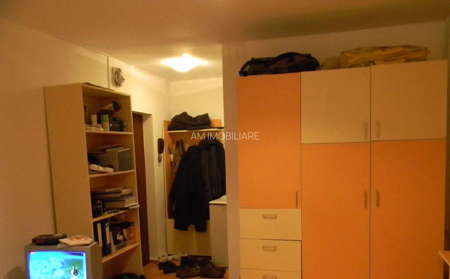 GARSONIERA- TINERETULUI, MOBILAT/UTILAT MODERN, METROU 5 MIN - 2
