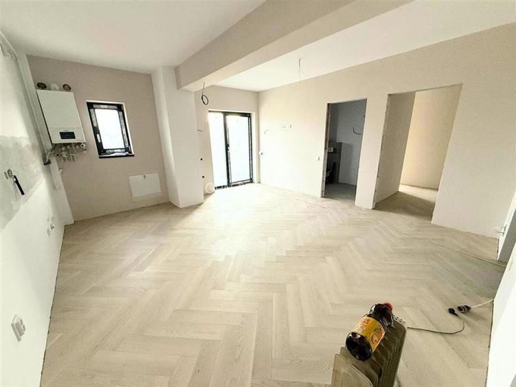 Apartament INTABULAT  la CHEIE 3 camere cu balcon Doamna Stanca - 3
