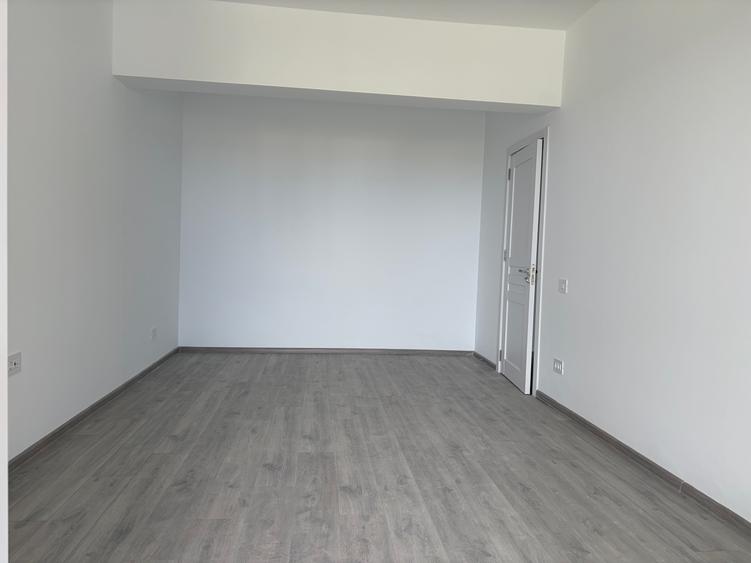 Apartament 2 camere,finalizat,centrala proprie+loc de parcare,vedere catre Lac