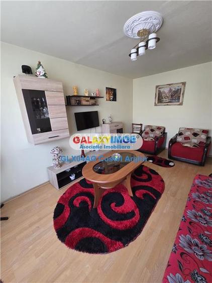 Vindem ap cu 2 cam decomandat in zona Brancoveanu , scoala 14 - 7